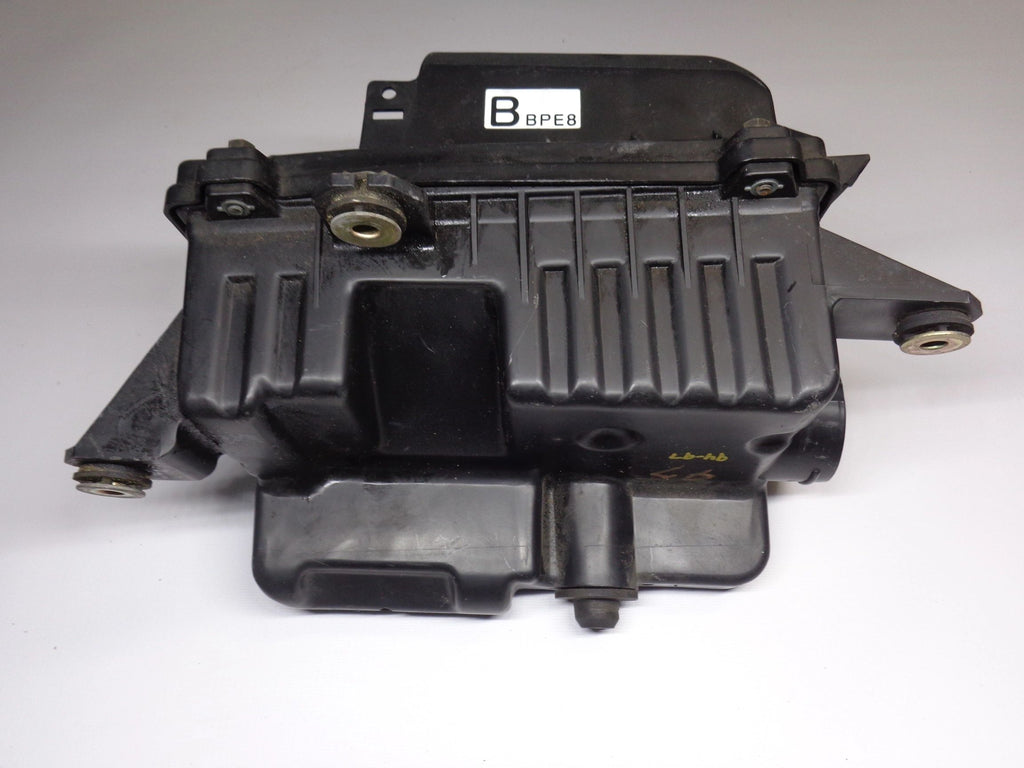 Air Intake Box Filter Assembly 1.8 Liter Engine Factory Used 1994-1997 NA Mazda Miata
