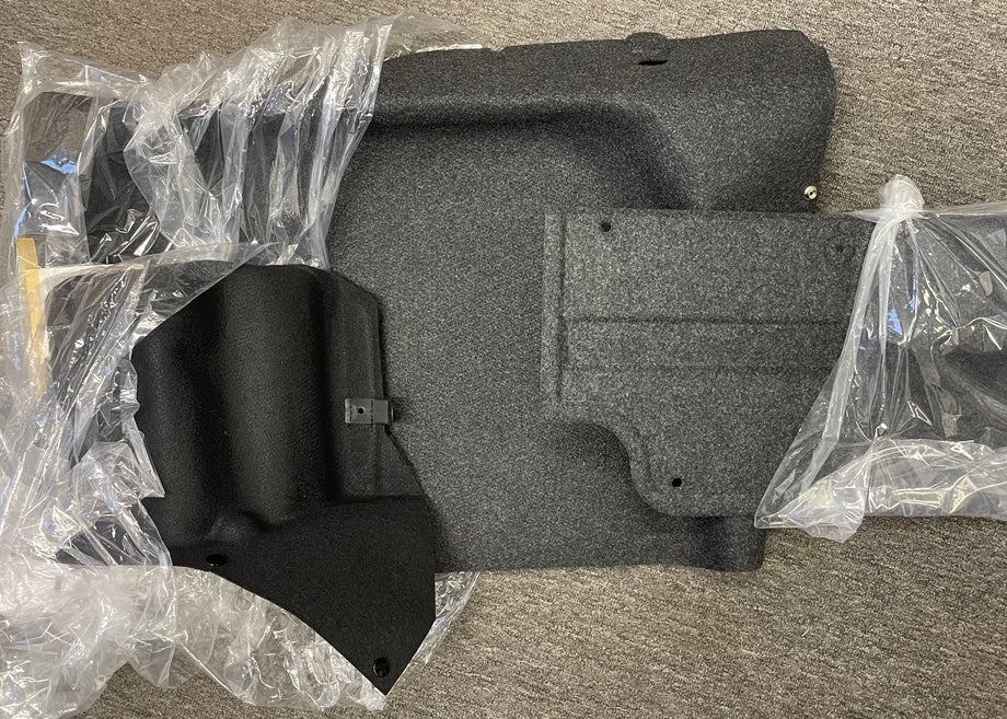 na.出品 Trunk Liner Carpet Panel for Trunk Latch Area Factory New 1990