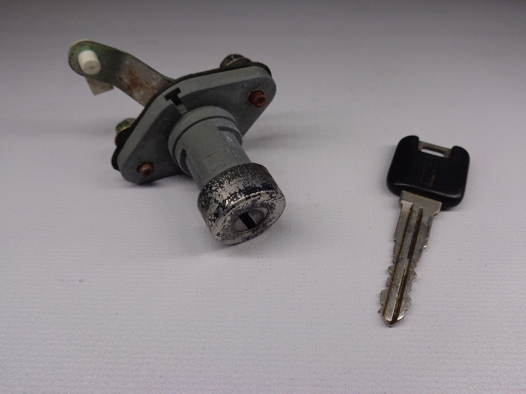 Trunk Lock Cylinder with Matching Key Factory Used 1990-1997 NA Mazda Miata