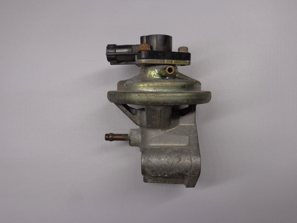 Exhaust Gas Recirculation EGR Valve 1.8 Liter Engine Factory Used 1994-1997 NA Mazda Miata