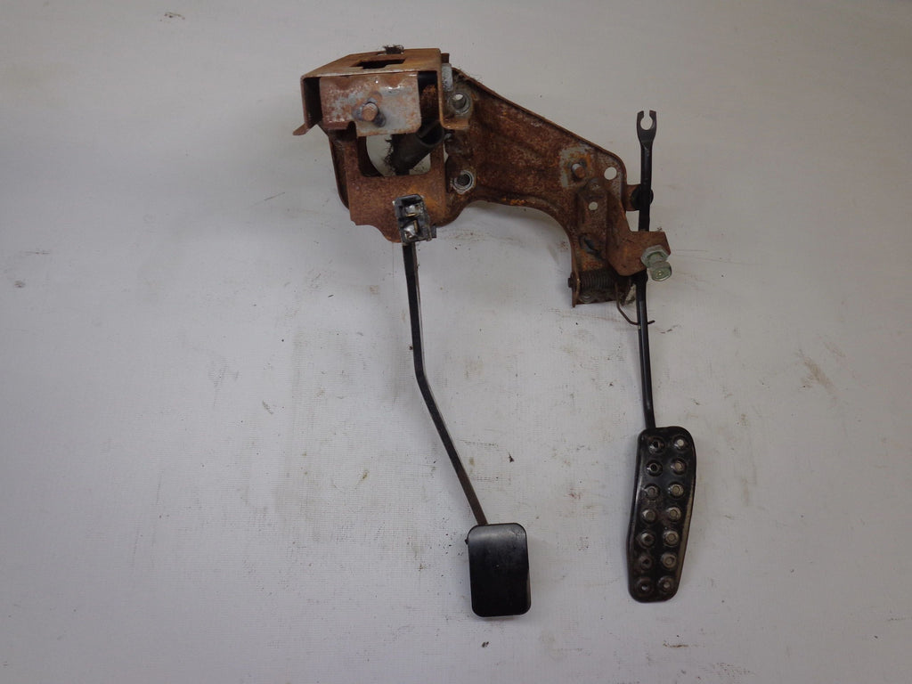 Pedal Assembly Gas and Brake Factory Used 1990-2005 NA and NB Mazda Miata