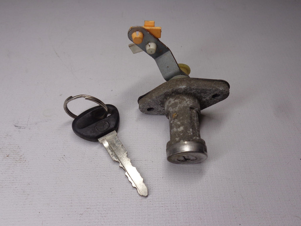 Trunk Lock Cylinder with Matching Key Factory Used 1999-2005 NB Mazda Miata