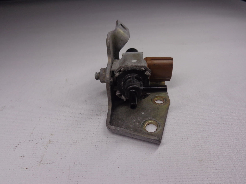 Exhaust Gas Recirculation EGR Solenoid 1.8 Liter Engine Factory Used 1999-2005 NB Mazda Miata