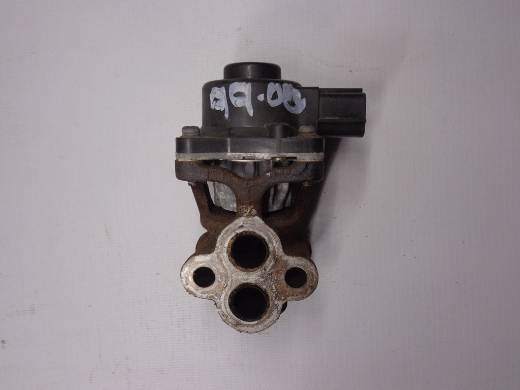 Exhaust Gas Recirculation EGR Valve 1.8 Liter Engine Factory Used 1999-2000 NB Mazda Miata