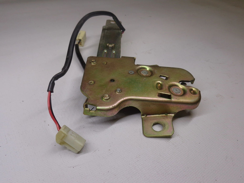 Trunk Latch Mechanism Factory Used 2001-2005 NB Mazda Miata