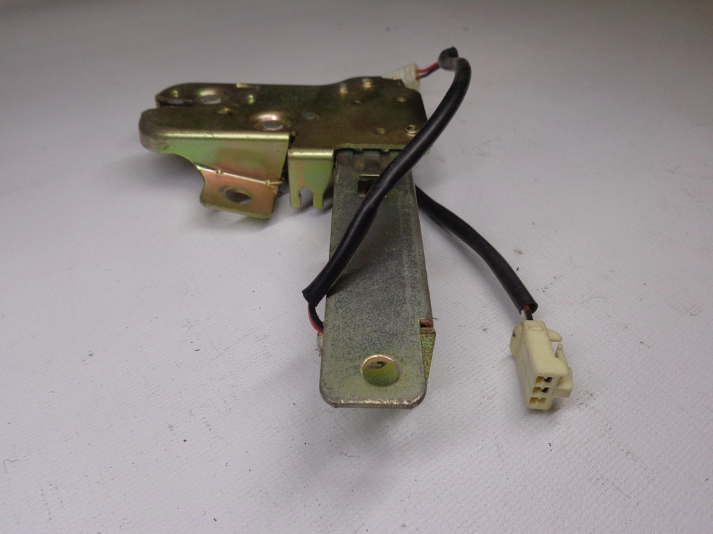 Trunk Latch Mechanism Factory Used 2001-2005 NB Mazda Miata