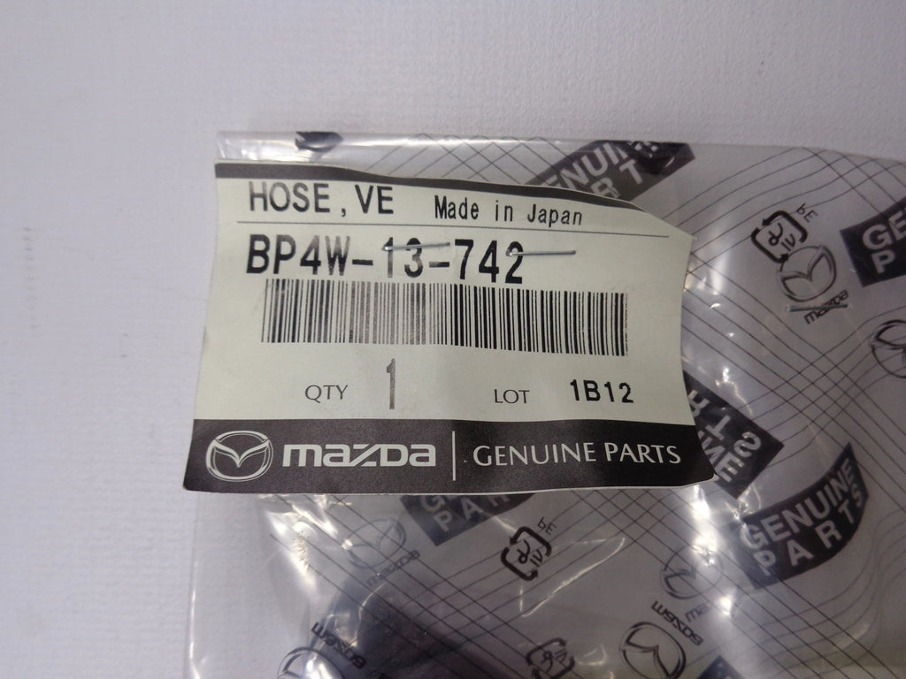 Engine Positive Crankcase Ventilation Hose Factory New 1999-2000 NB Mazda Miata