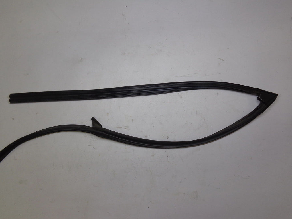 Door Seal Weatherstripping Factory Used 1990-1997 NA Mazda Miata