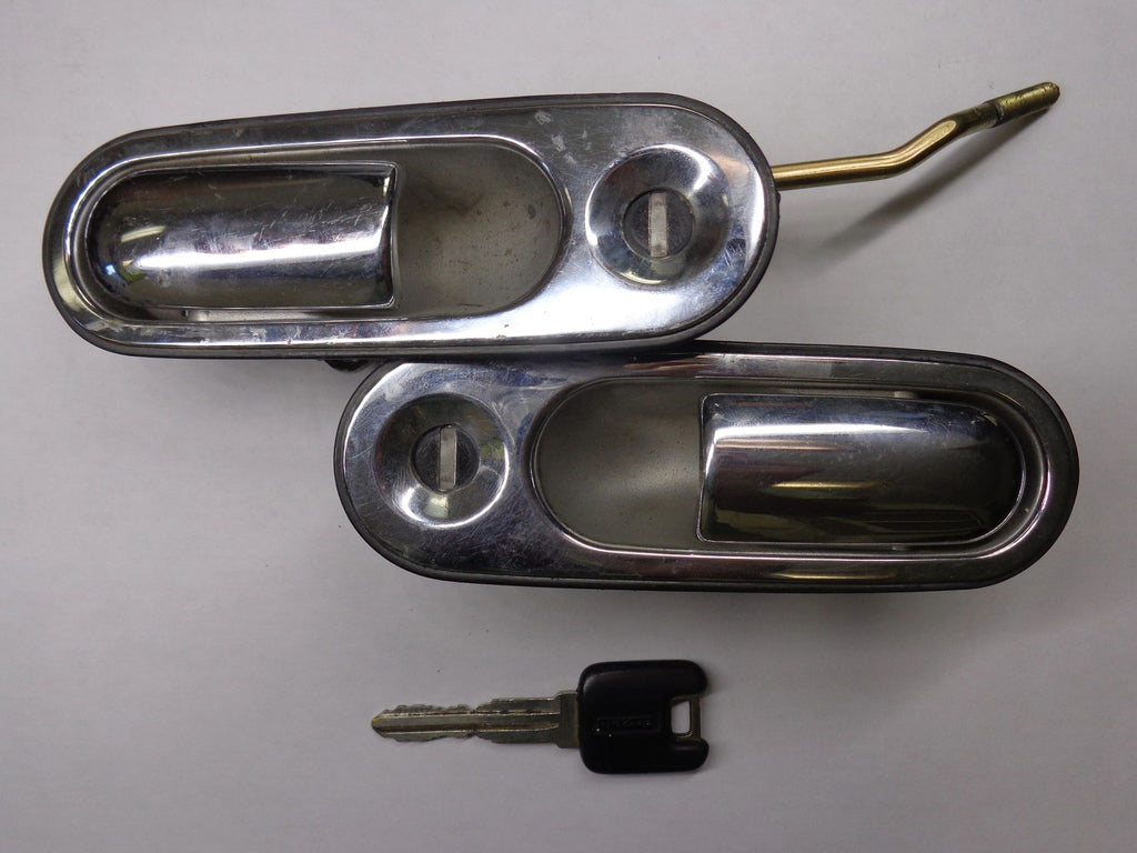 Exterior Door Handles Pair with Matching Key Factory Used 1990-1997 NA Mazda Miata